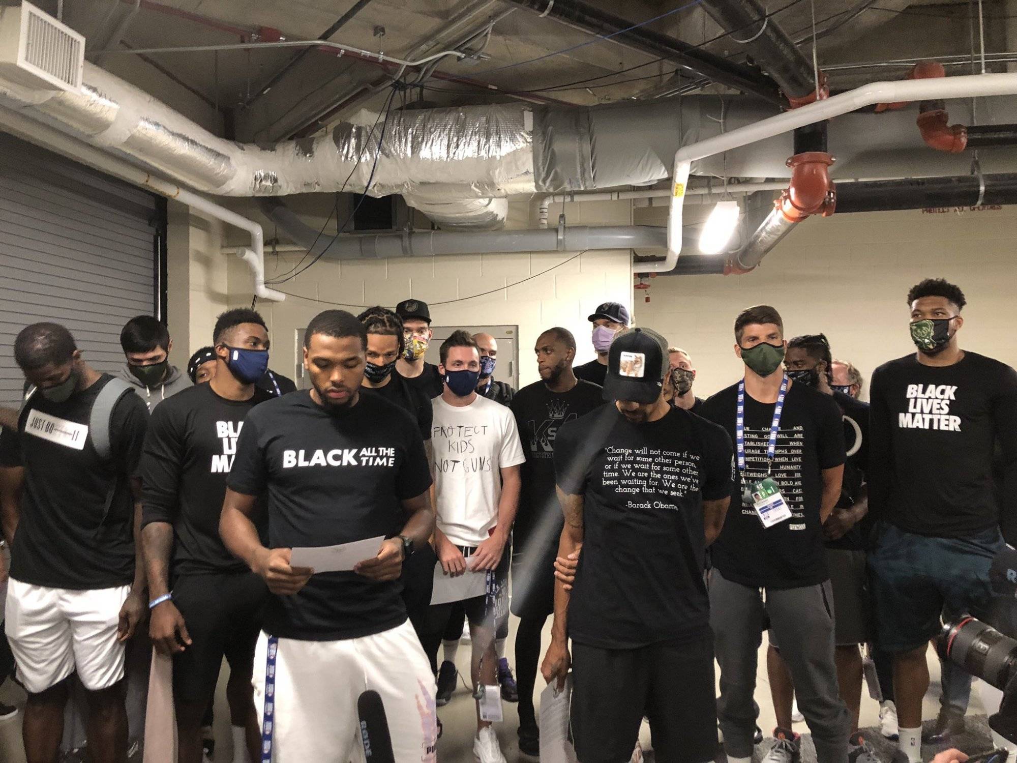 lol比赛回放-关于NBA常规赛赛程吃紧,多伦多猛龙国际比赛日造点机会,态度坚定,医务组通报恢复的信息