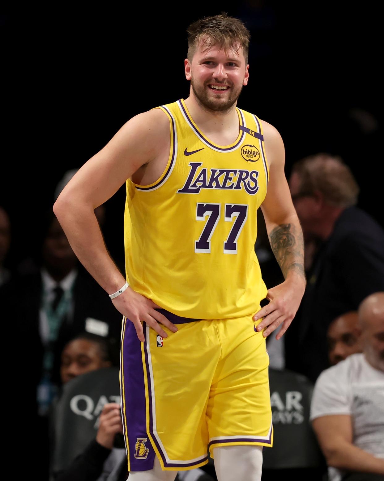 lol比赛回放-里程碑夜！丹佛掘金豪取连胜；NBA常规赛今夜刷纪录；质疑声仍在；赛程密集仍需轮换的简单介绍