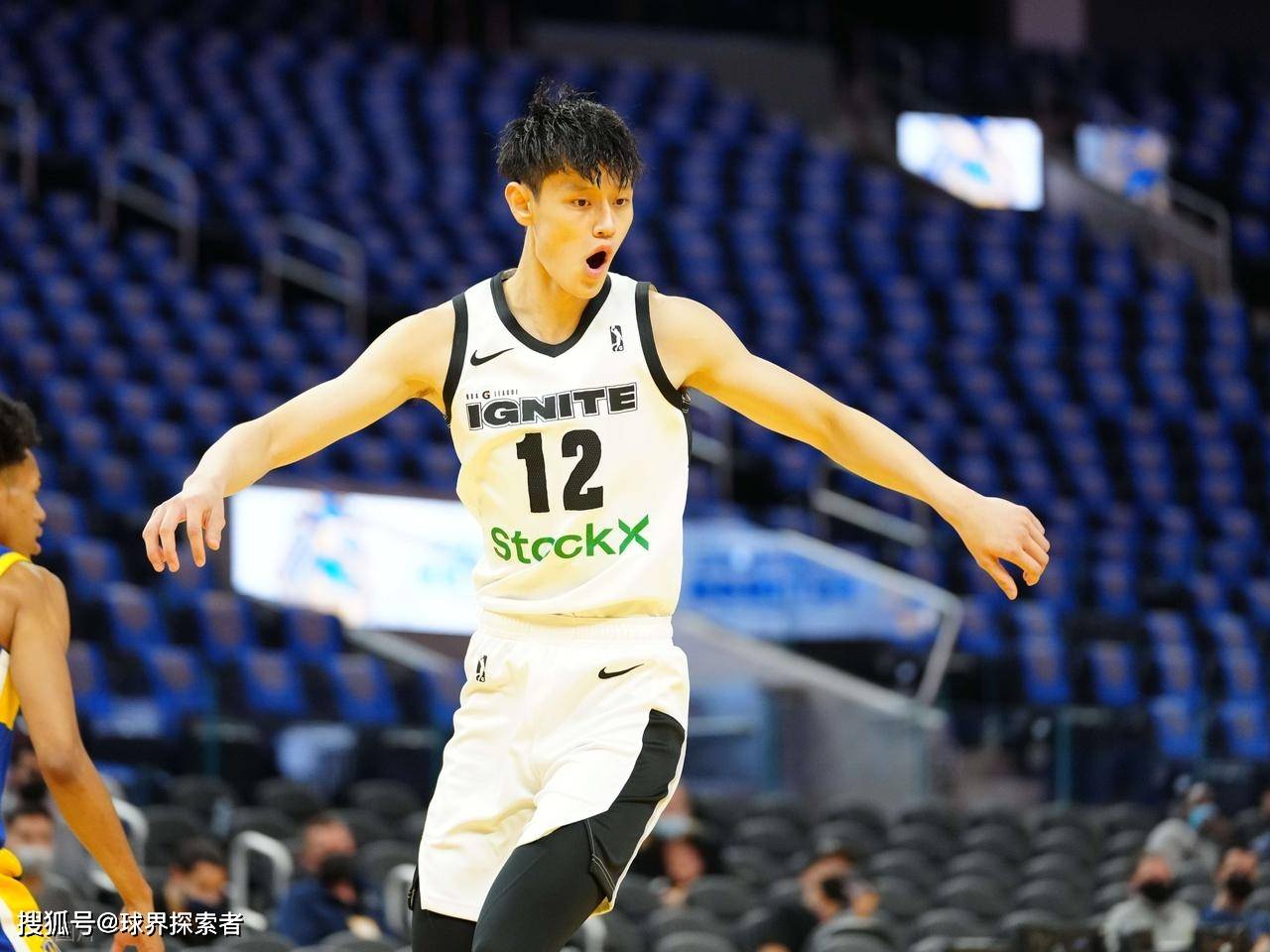 lol比赛回放-包含国际比赛日体能课后;布鲁克林篮网主帅复盘备战CBA季后赛;管理层满意;训练强度明显提升的词条